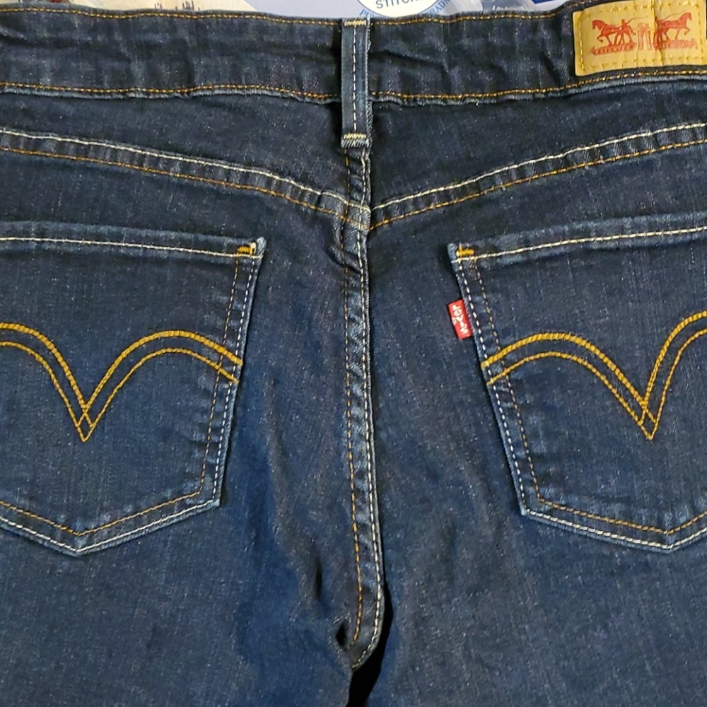 Jeans - Picture 3 of 3
